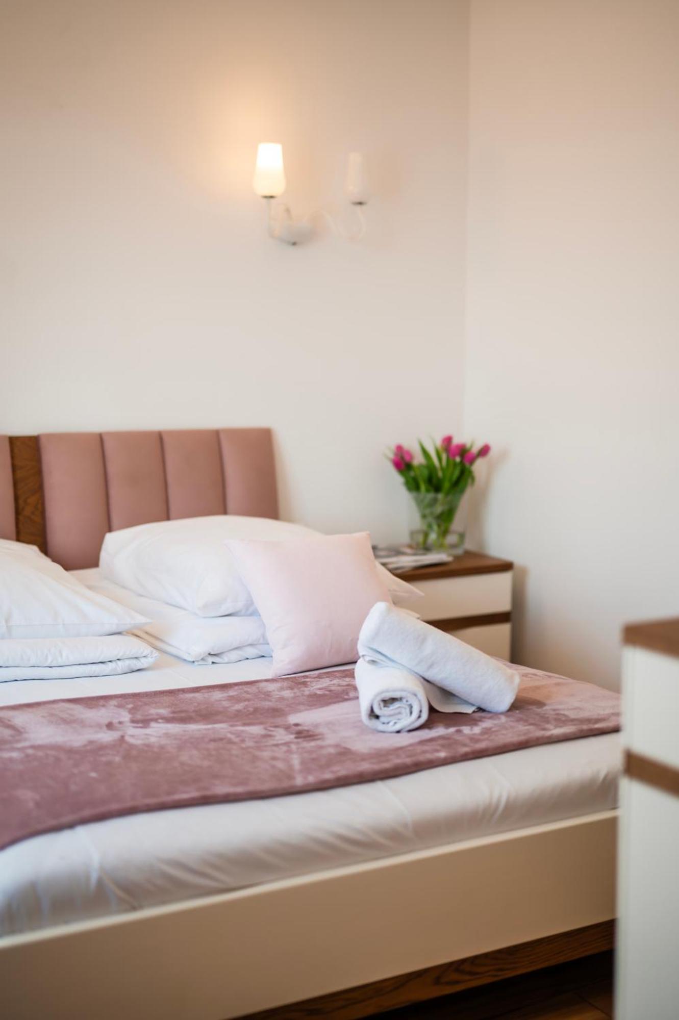 Florencja Parking Gratis Moxy Te&Am Cracow Kraków Zewnętrze zdjęcie